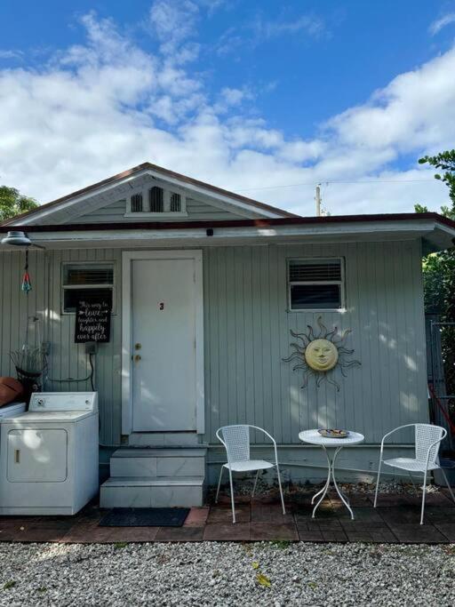 Quiet & Centrally Located House - Private Parking, Laundry And Storage For Luggage Miami Eksteriør bilde